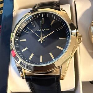 Tahari Gold and Black Watch Men’s New